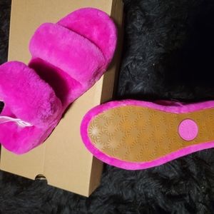 UGG Oh Yeah Slide berry/white women's size 8